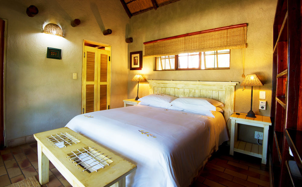 Indlovu River Lodge Karongwe Game Reserve Екстериор снимка