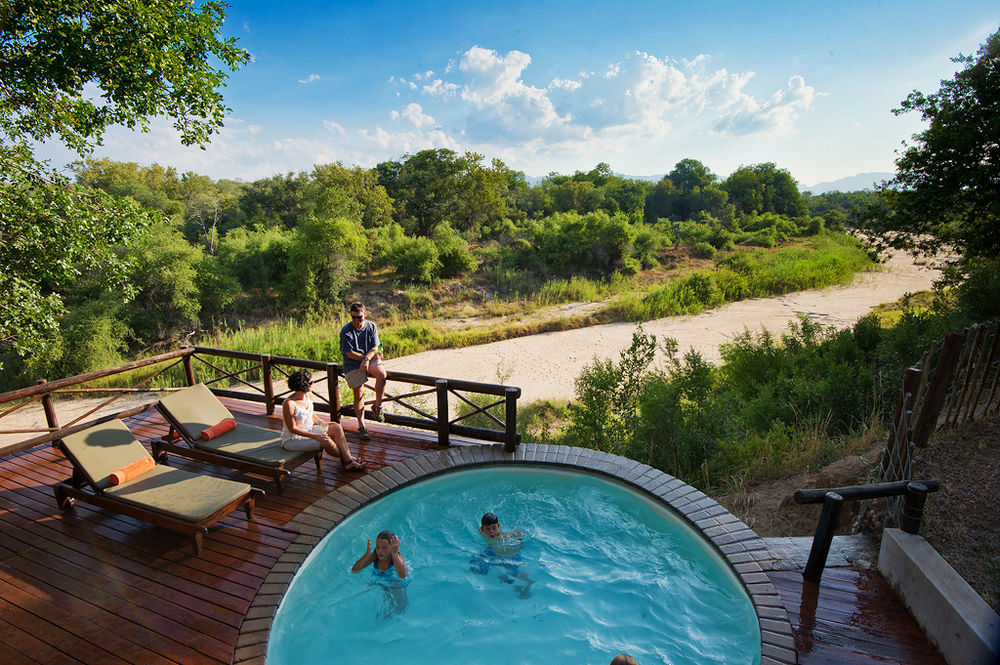 Indlovu River Lodge Karongwe Game Reserve Екстериор снимка