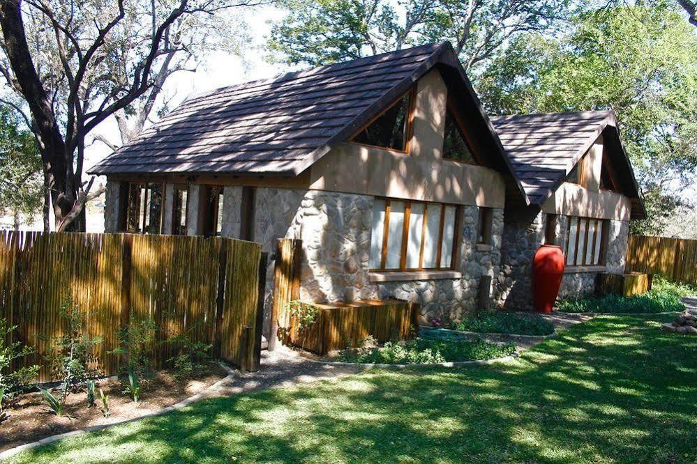Indlovu River Lodge Karongwe Game Reserve Екстериор снимка